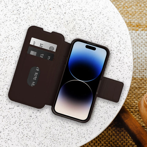 iPhone 14 Pro Leather Folio Strada Series