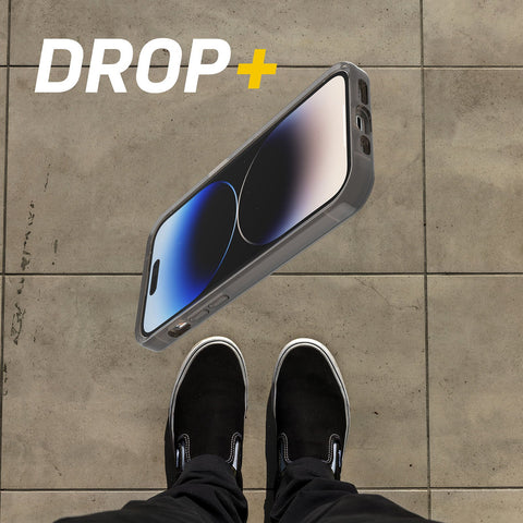 iPhone 14 Pro Case Symmetry Series Clear for MagSafe